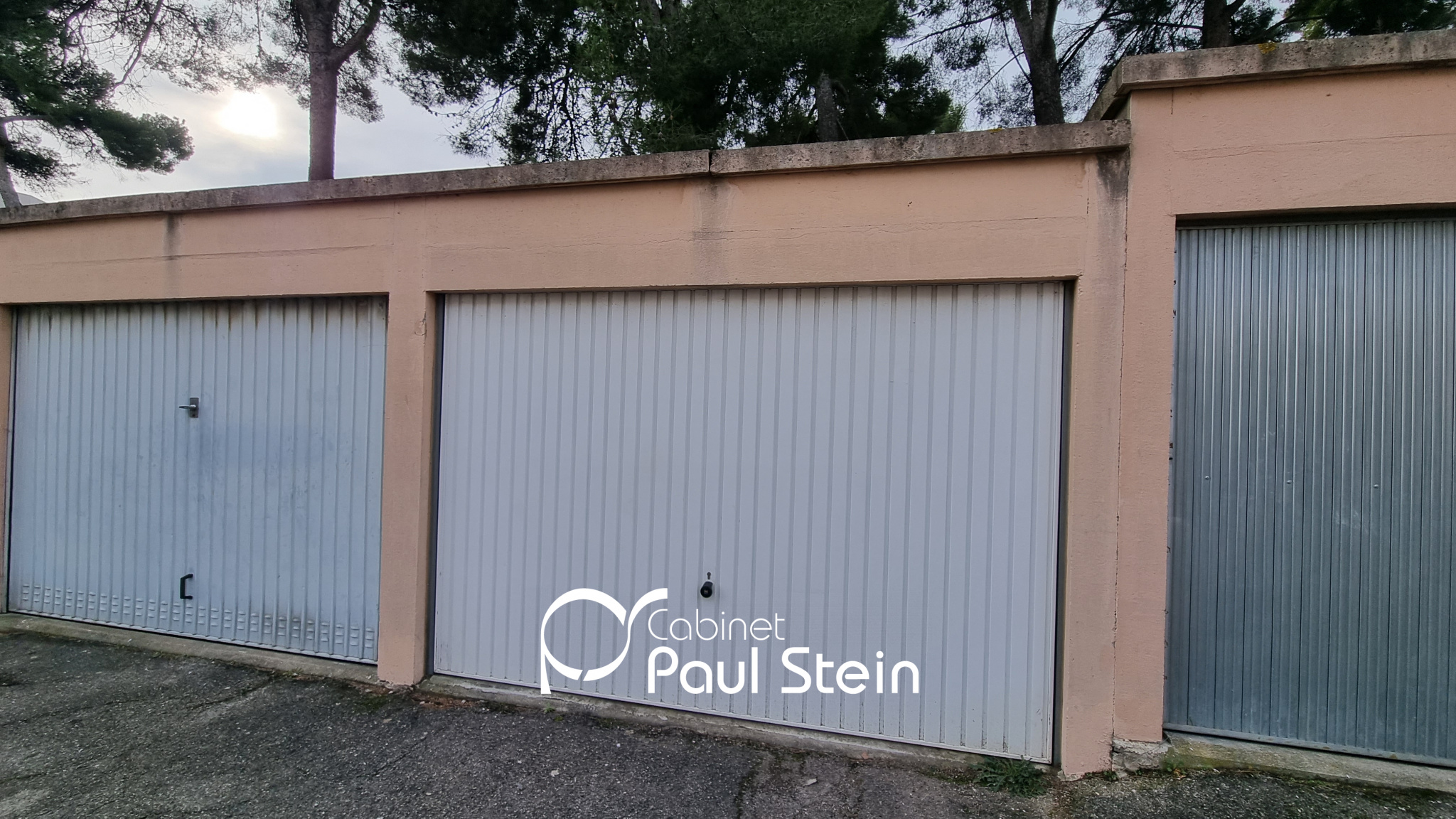 Vente Parking / Box 16m² à Marseille (13013) - Cabinet Paul Stein